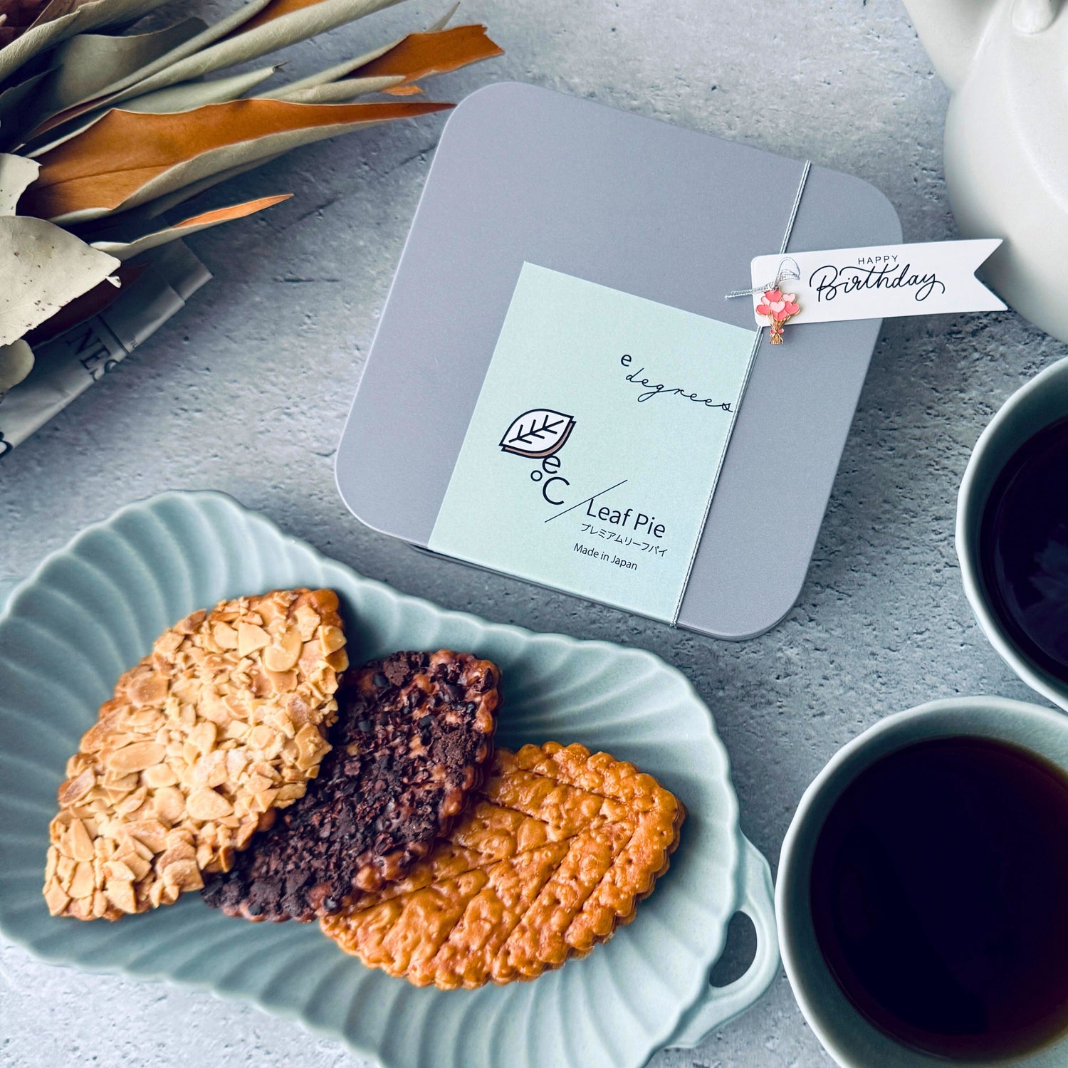 バター香る層状リーフパイ - プレミアムギフトに最適