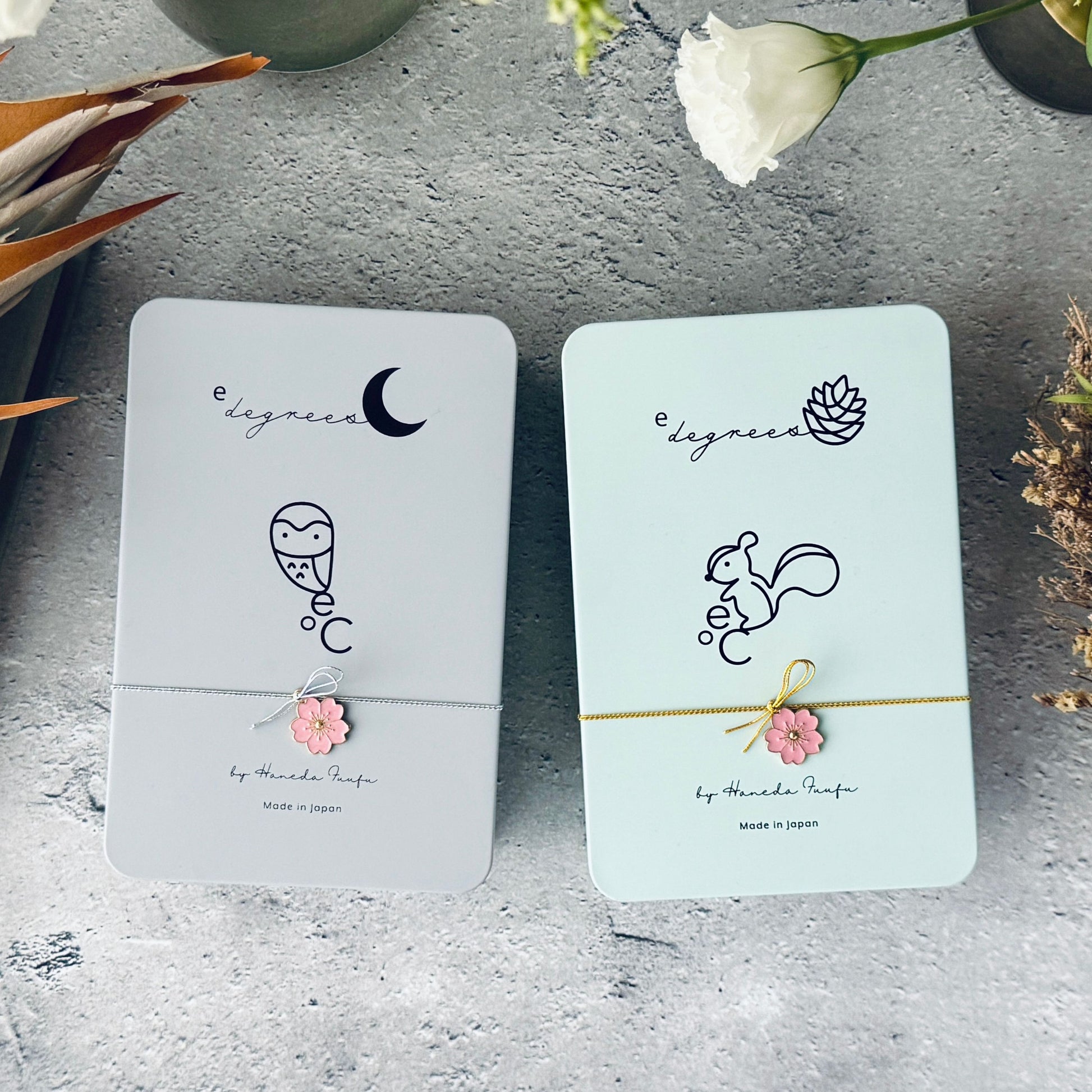 クッキー缶2個セット フクロウ&リス | かわいい洋菓子ギフト | 人気のお取り寄せスイーツ | 桜のチャーム付き