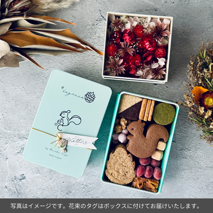 【数量限定】リスと戯れる森のクッキー缶 & Flower Box for Mother's Day 送料無料